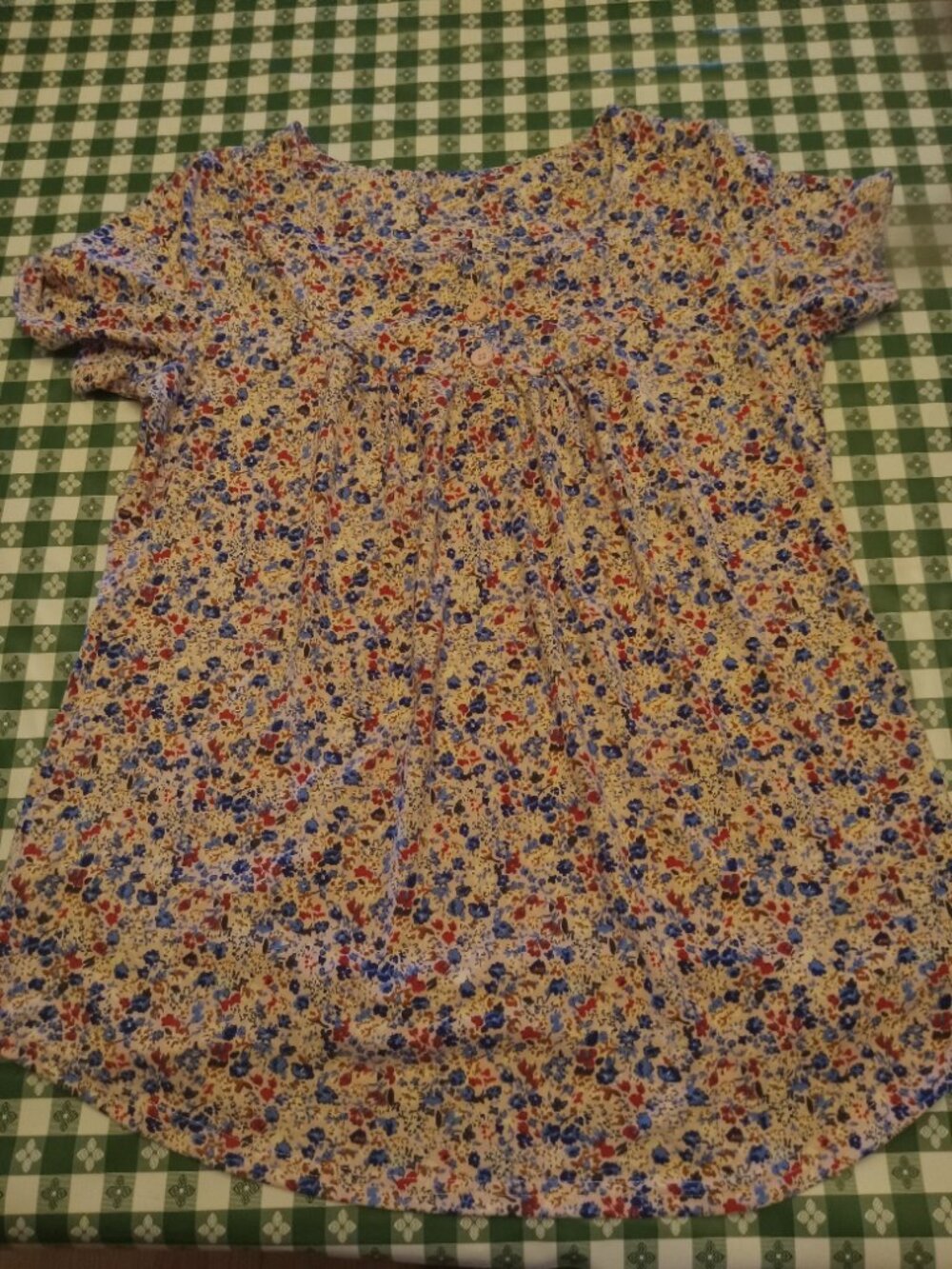 *3 FOR $13* Pink floral short sleeve blouse